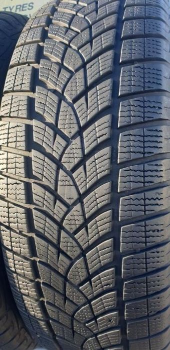 Depozit de anvelope, cauciucuri Constanta noi si second-hand, premium