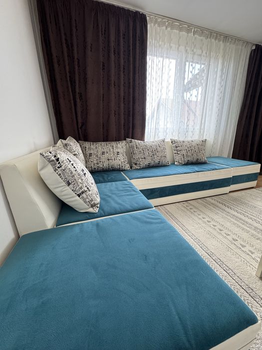 Coltar modular cu lada