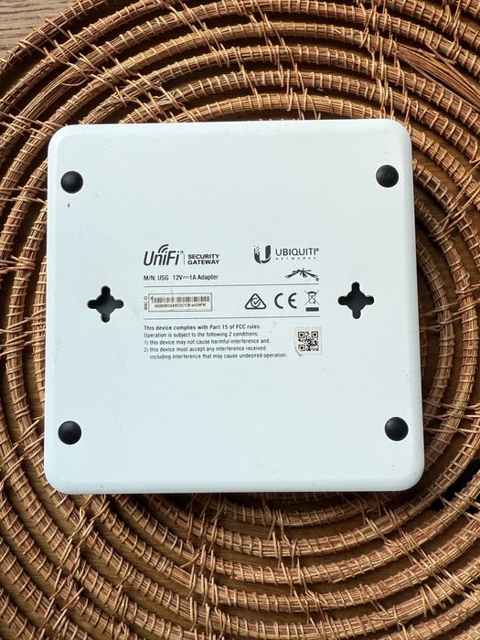Router UniFi Security Ubiquiti Gateway USG