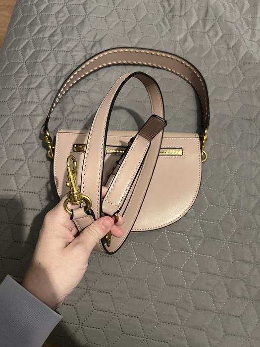 Черна и розова Чанта Guess
