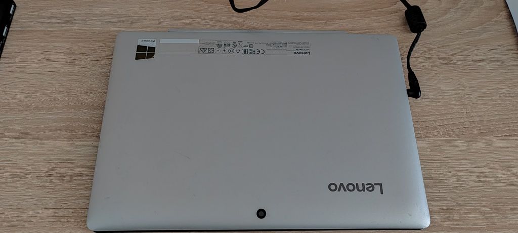 Lenovo  2 in 1 miix 310 - 10icr  SIM CARD si WI Fi  4giga ram cu 64 GB