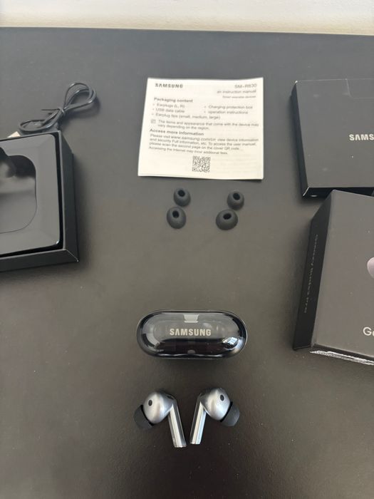 Samsung Galaxy Buds3 Pro ЧИСТО НОВИ! / Безжични слушалки