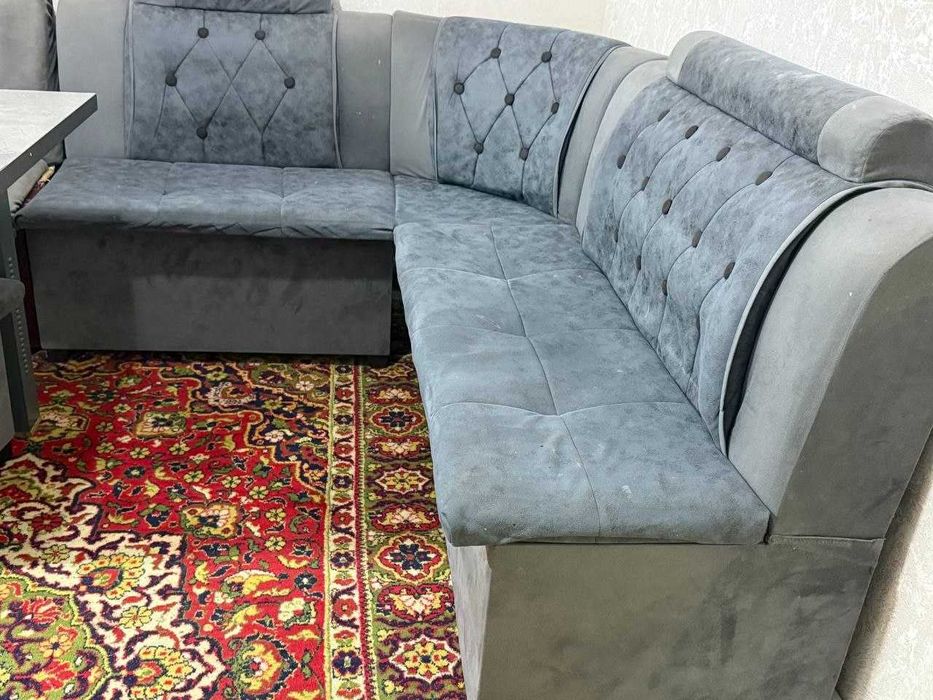 Продаётся кухонный уголок