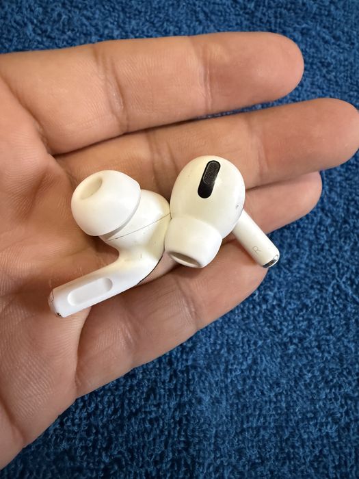 Проам наушики левый ухо и правый ухо от airpods pro