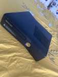 Vand xbox 360 deoarece nu il mai folosesc