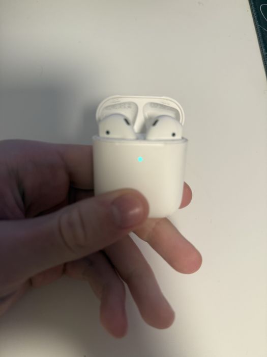 Apple Airpods 2nd Generation