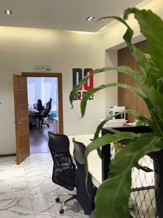 Сдаётся просторный офис 150м² на Паркентском с мебелью и парковкой
