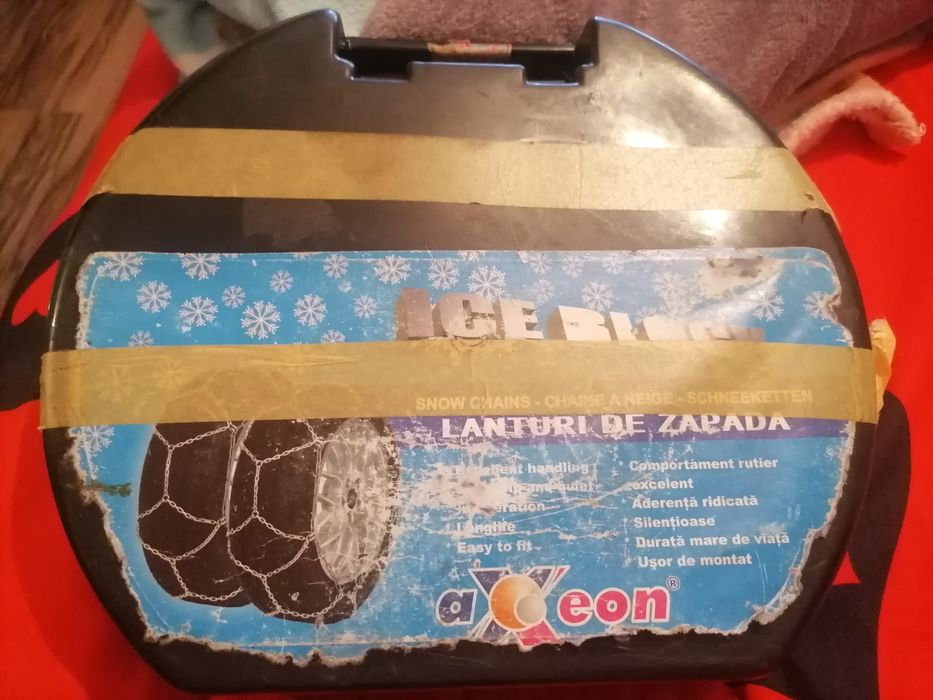 Lanțuri antiderapante Logan!