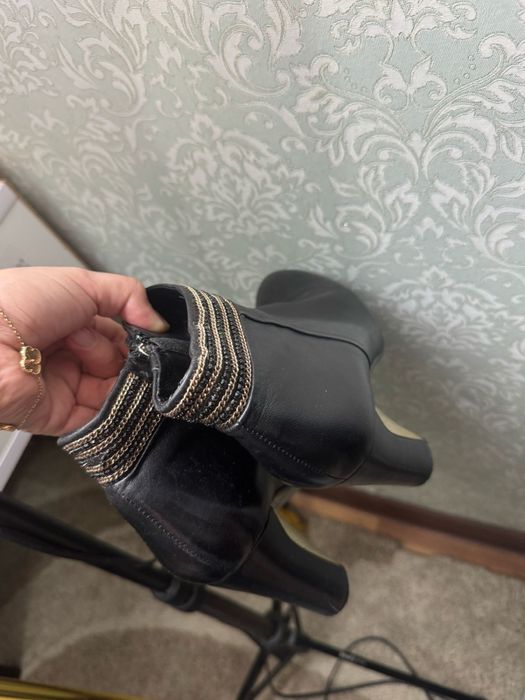 Обувь ботинки