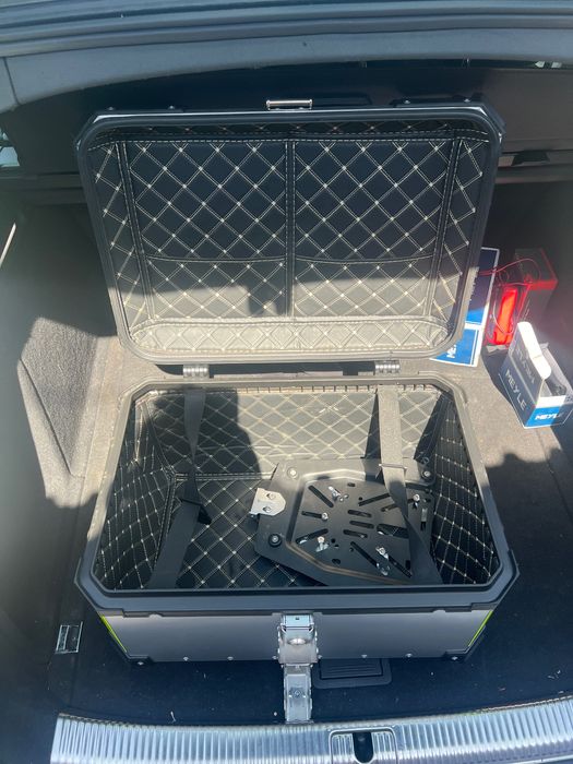 Top case, cutie bagaje motocicleta