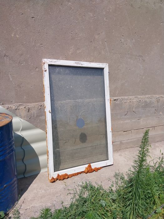 Пластиковый окошка