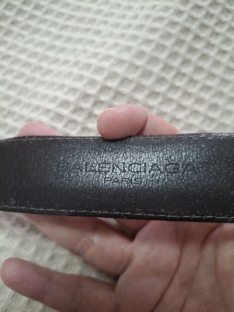 Gucci,  Prada, Balenciaga ,Salvatore Ferragamo колани