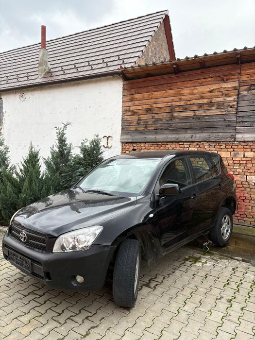 Vând Toyota rav 4