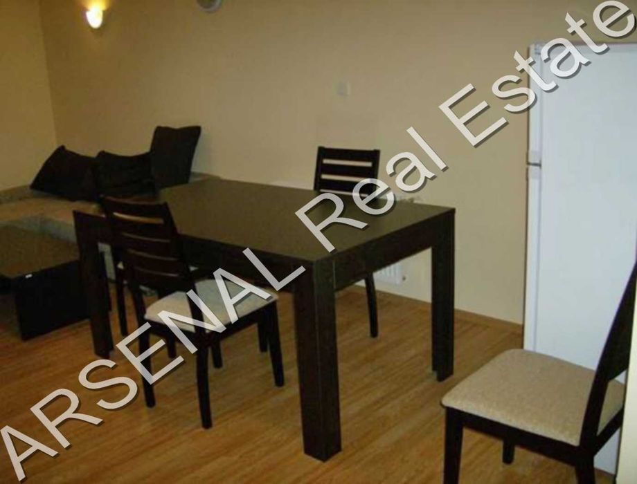 Дава се под наем Двустаен апартамент в София, Център - 72 кв.м за 550 € - Снимка #2