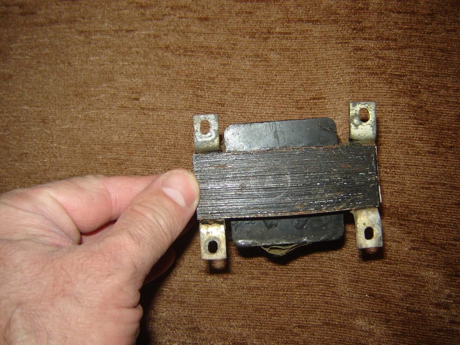 Transformator 220v Romanesc anii 70-80 functional