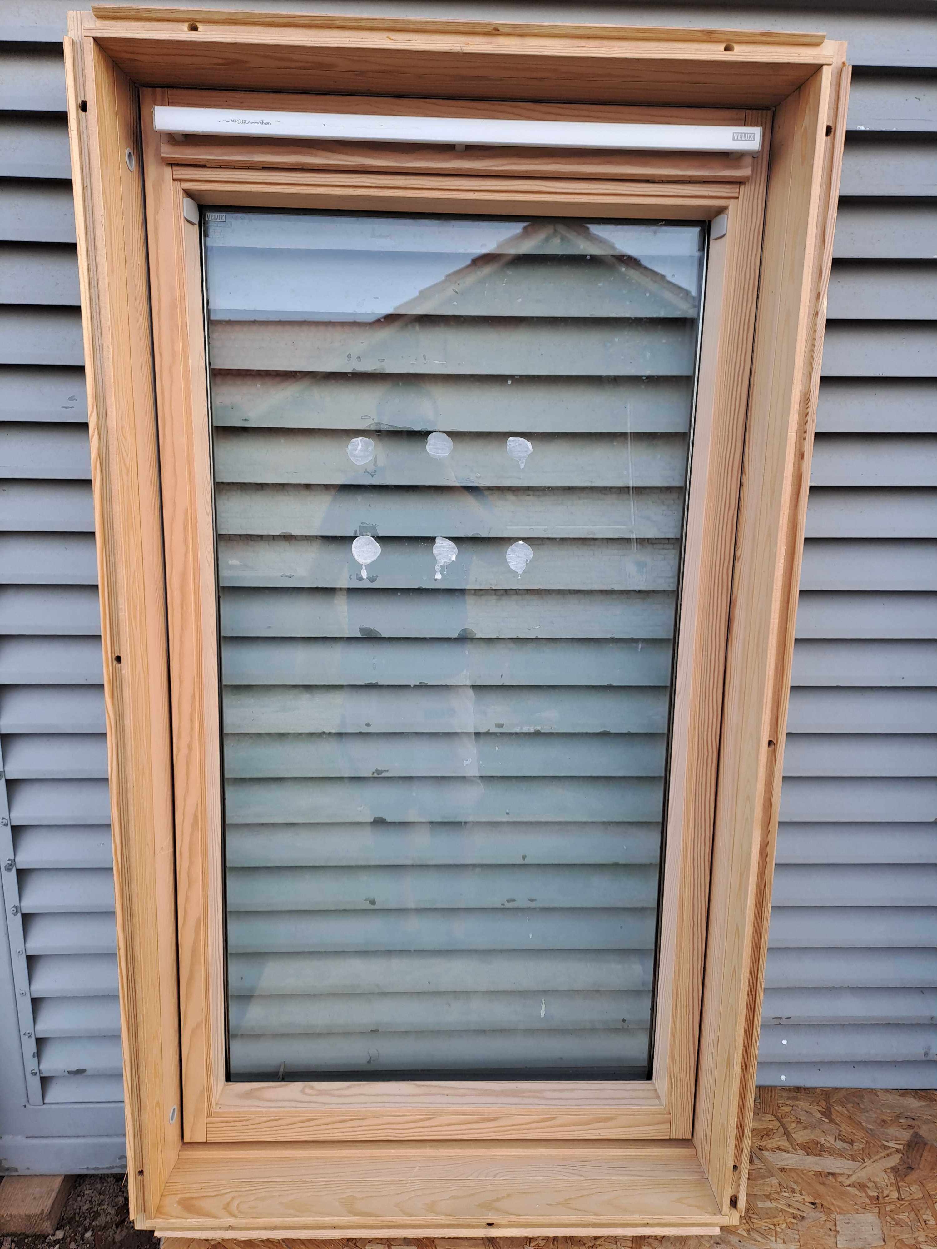 Geamuri velux premium  +Rama etansare [ TABLA ]