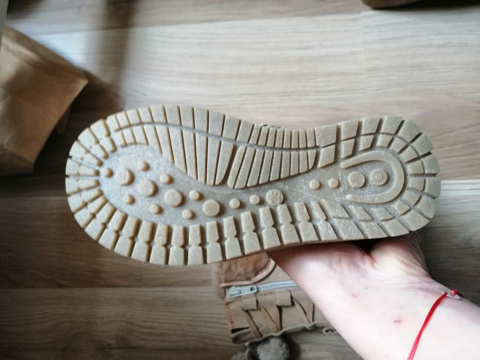 Cizme fetite marimea 25, neimblanite piele int /ext Noi