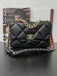 Geanta Chanel 19, 36 cm, tip Premium