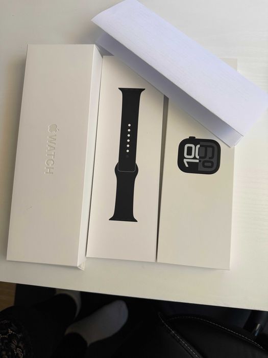 Продавам  Apple Watch S10 GPS 46 mm