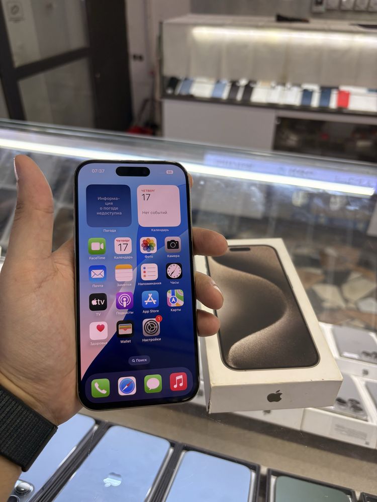 iPhone 15 Pro  128 gb natural