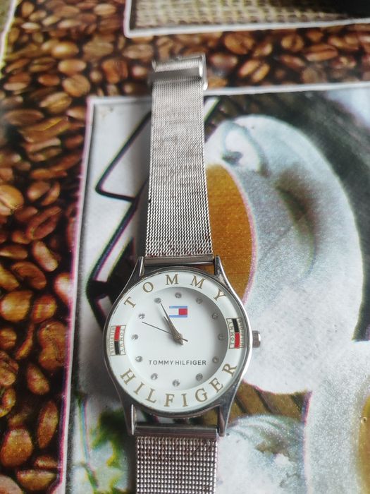 Часовник Tommy Hilfiger