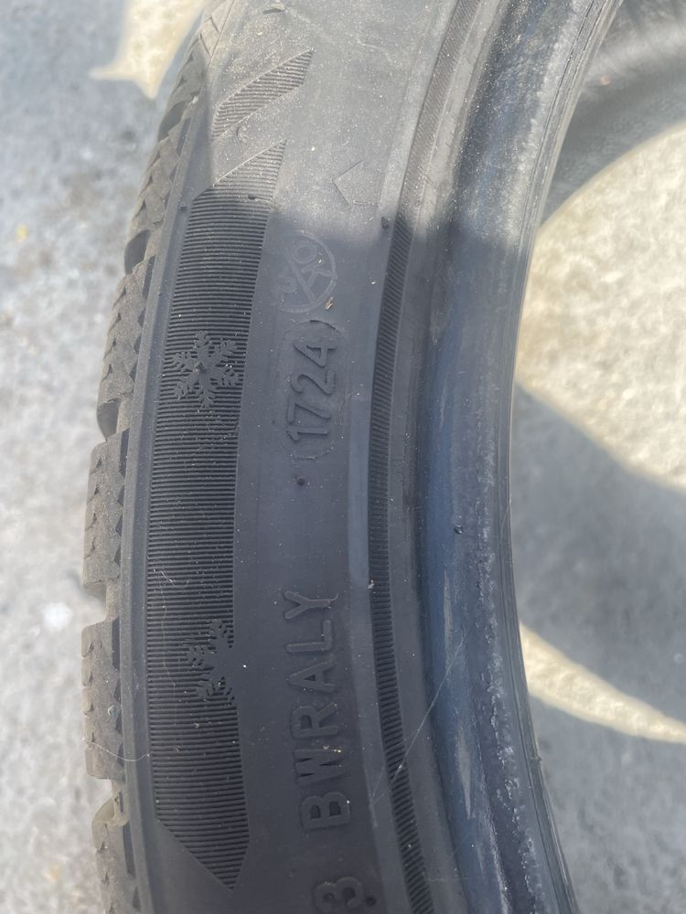 2  броя зимни гуми Sailun ice brazer 225/40/18 гаранционни
