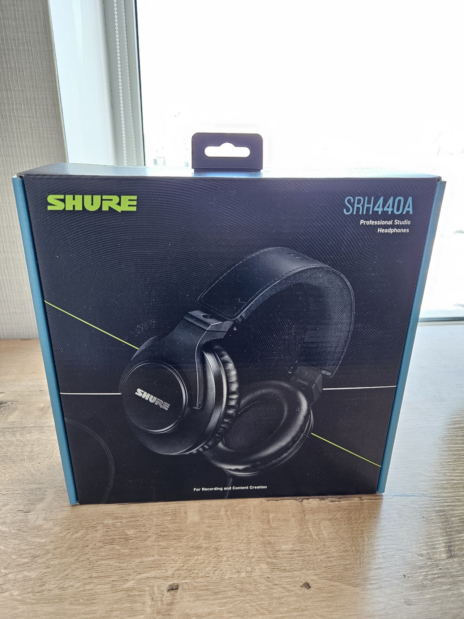 Наушники Shure SRH440A