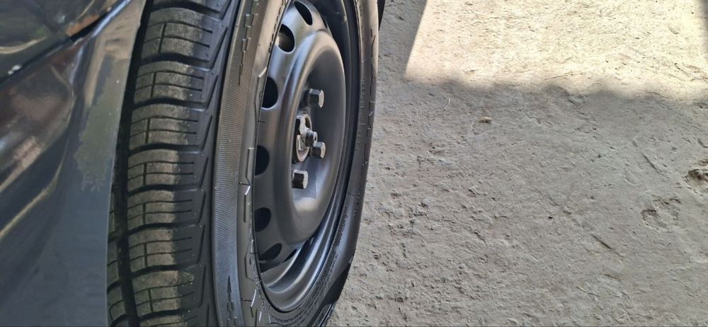 Нексия сотилади