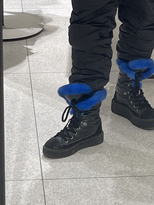 JOG DOG с натуральным мехом