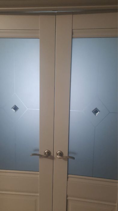 Замена стекла стеклопакета резины ремонт окон двери Регулировка зеркал