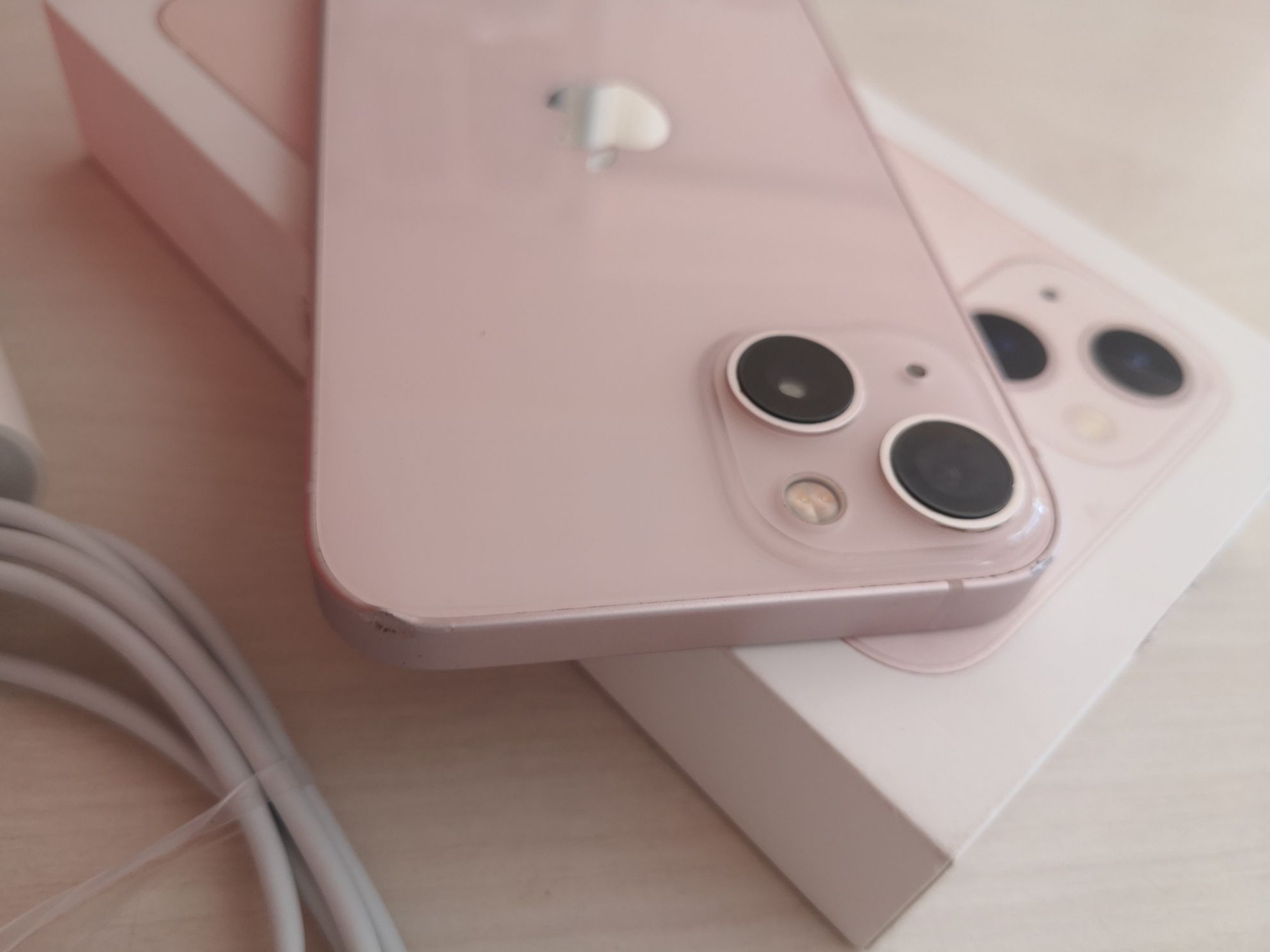Iphone 13 Pink-256gb/100%Battery health
