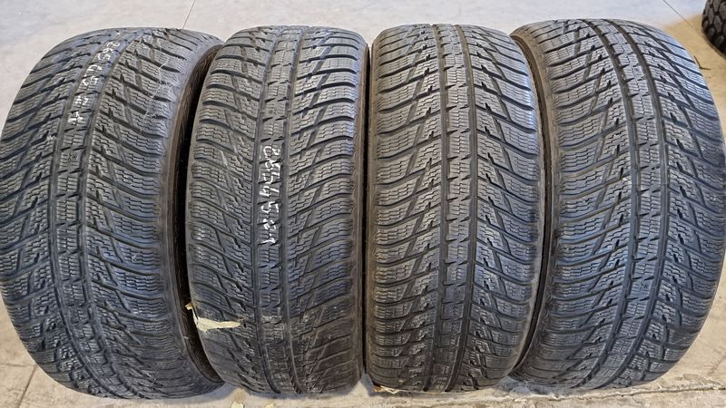265/45/21 Nokian 4piese