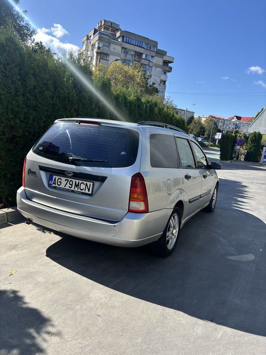 vand urgent ford focus break 2002