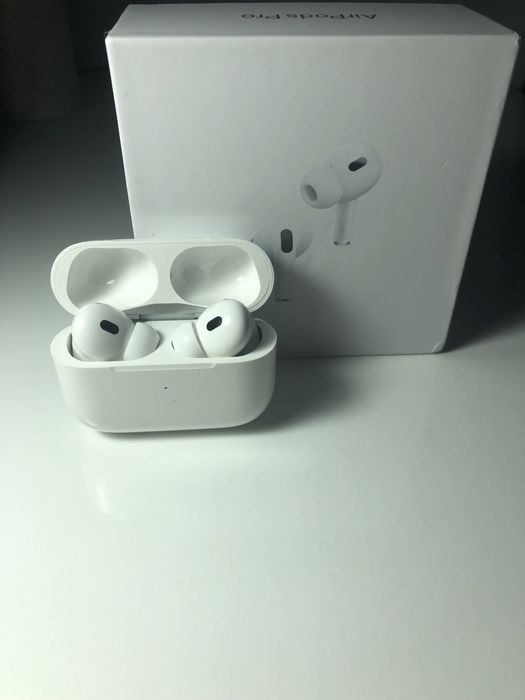 AirPods Pro 2 (A doua generație) — Sunet premium, zgomot zero!
