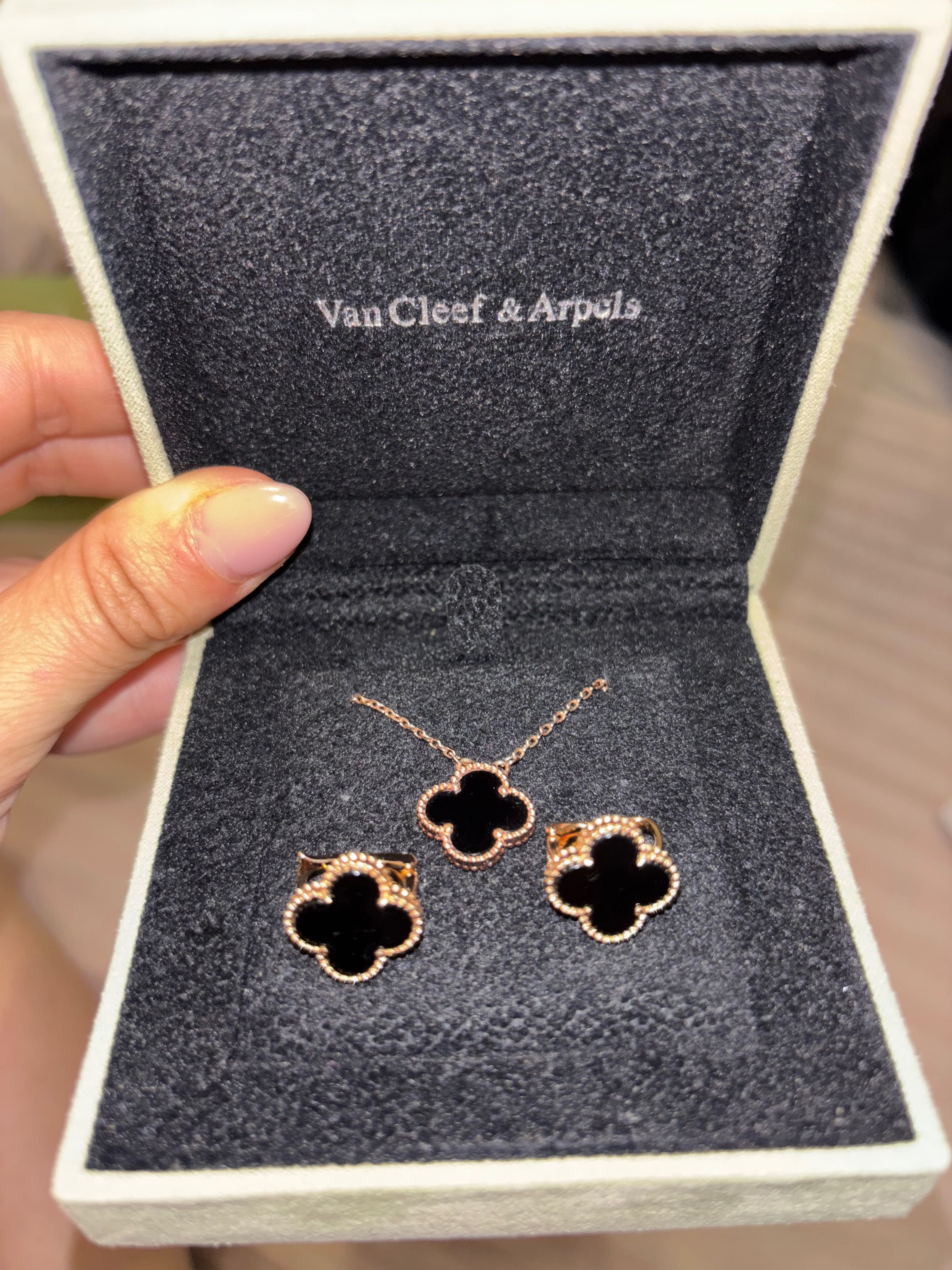 Van Cleef колие и обеци