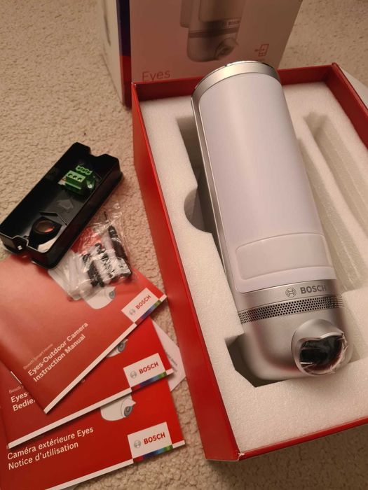 Camera De Supraveghere Exterior ~ Bosch Smart Home Eyes ~ Wi-Fi