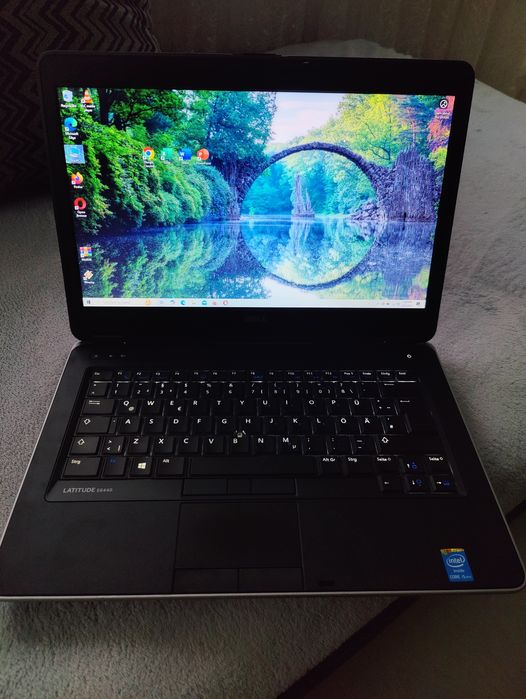 Laptop gaming școală Dell i5 Ram 8Gb ddr4 video 4Gb ssd win10 GTA CSGO