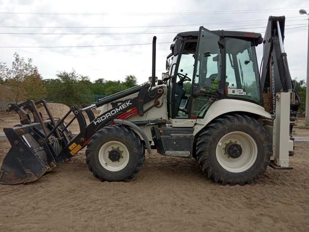 Экскаватор-погрузчик Hidromek HMK 102B