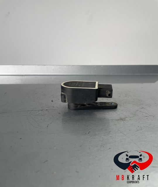 Senzor nivel faruri A0045429918 A 004 542 99 18 Mercedes-Benz ML W164