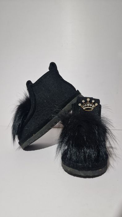 Продам новые валеши, 39 размер