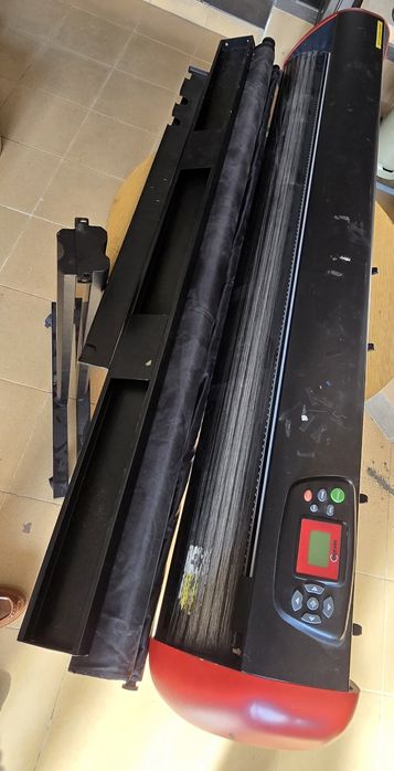 Плотер за печат и рязане на материалы SECABO