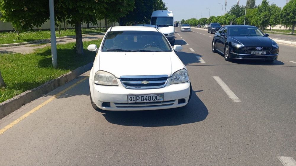 Срочно продам ласети.можно вариант