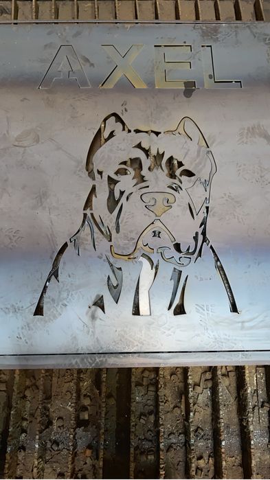 Porti, garduri si balustrade debitate CNC