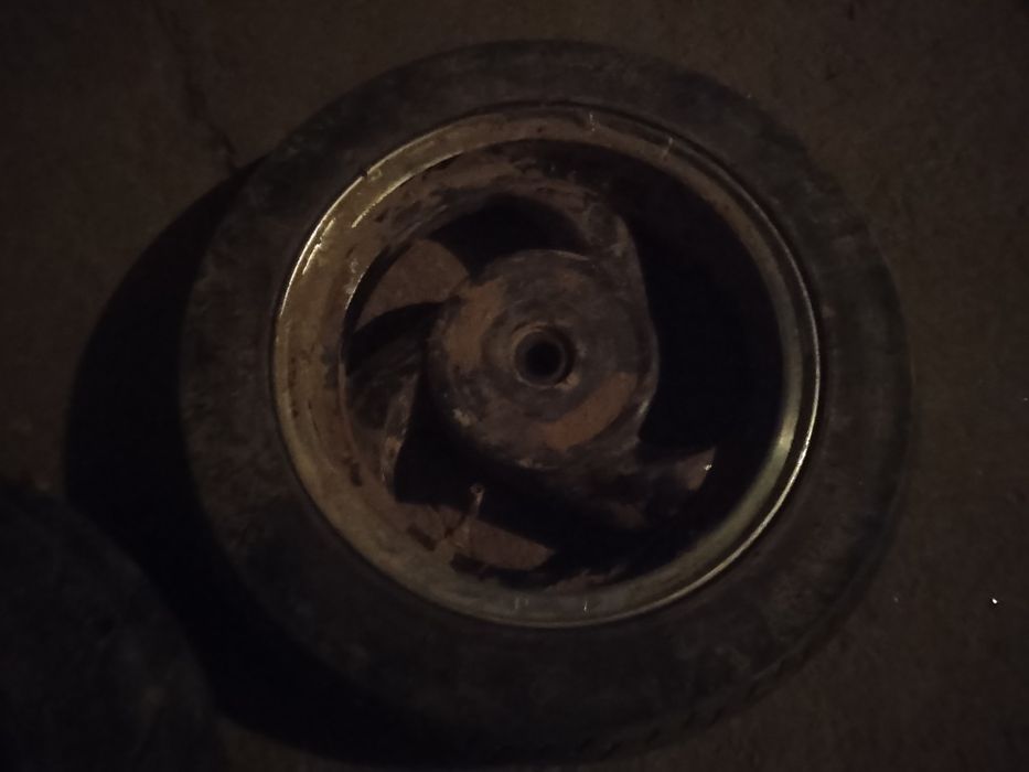 Продам диски  размер 10