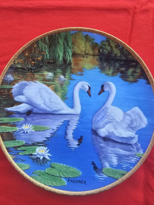 Колекционерска чиния