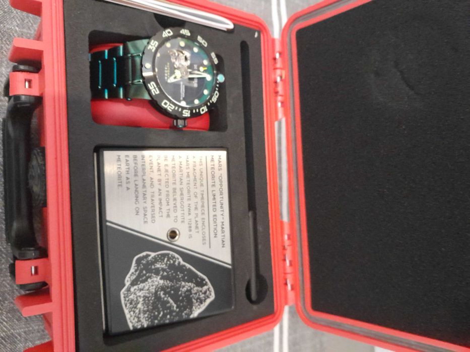 Ръчен часовник лимитед едишън