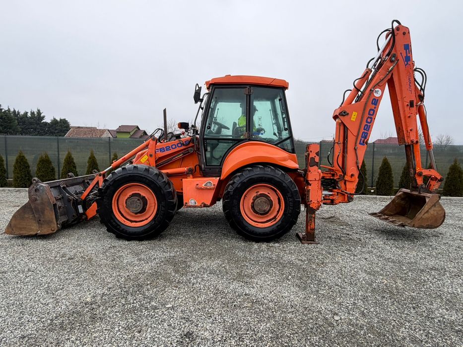 Buldoescavator fiat hitachi posibiltate rate cu avans 50% !