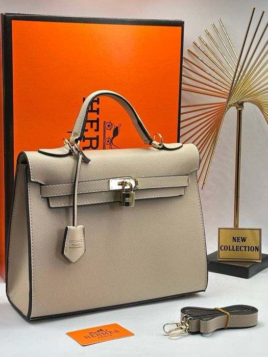 Geanta Hermes noua !!! Dimensiuni 30/25 !!!