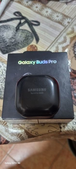 Продаю наушники Buds Pro