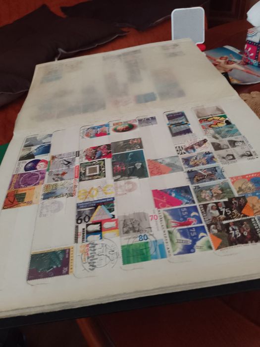 Vând urgent timbre românești și straine